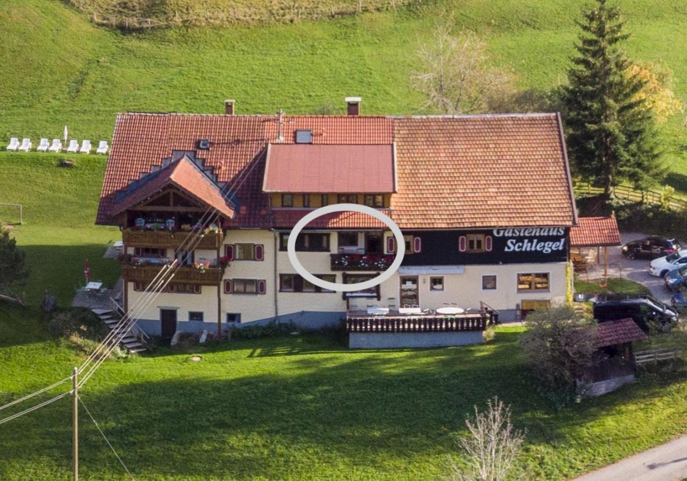 גונצזריד Gaestehaus Schlegel מראה חיצוני תמונה