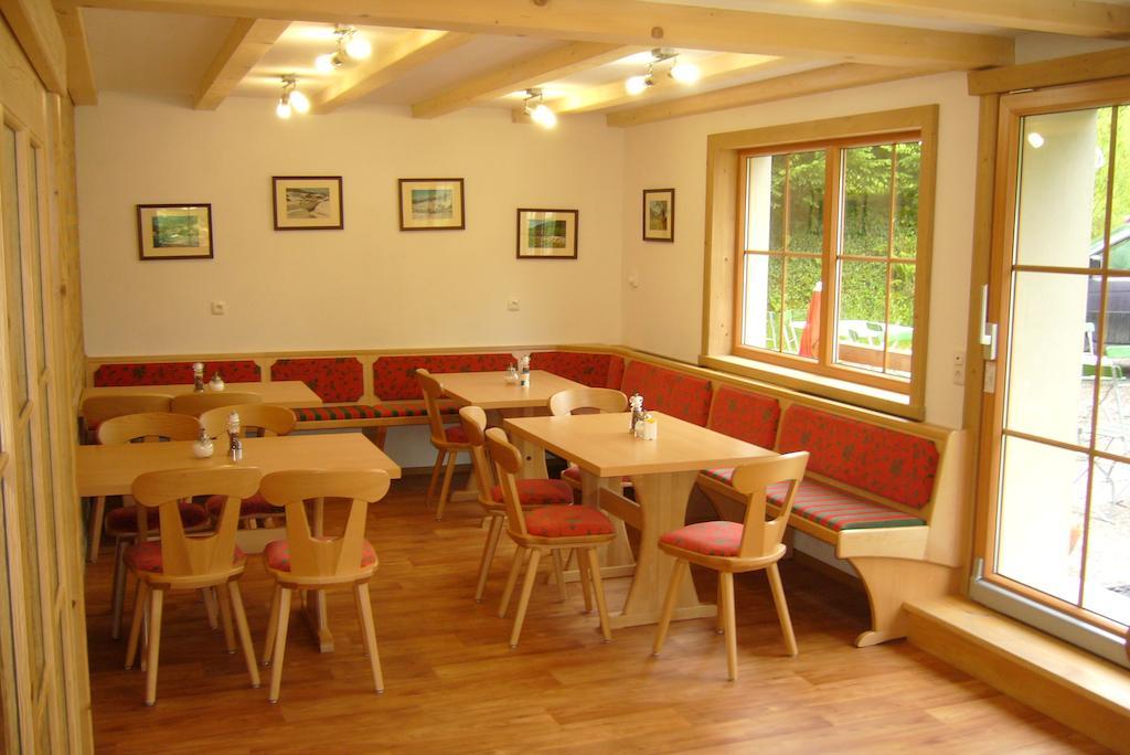 גונצזריד Gaestehaus Schlegel מראה חיצוני תמונה